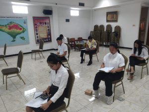 Suasana Tes Tulis Seleksi Pegawai Kopdit Swastiastu Singaraja